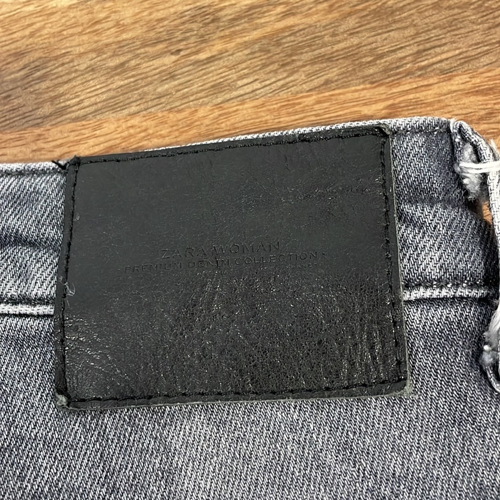Zara Ripped Jeans 👖 🤍 - Picture 12 of 12